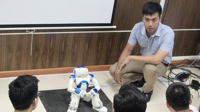 학생들은 현대적인 실험실을 무료로 체험할 수 있습니다.
