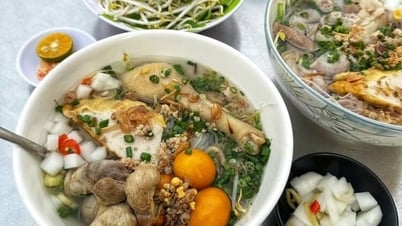 Cách nấu hủ tiếu gà ngon tại nhà