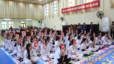 호아빈 보건부문 노동조합: 조합원 돌봄 활동 다각화, 호치민 삼촌으로부터 배우는 정신 확산