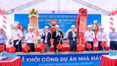 ประธานคณะกรรมการประชาชนจังหวัด Tran Duy Dong เข้าร่วมพิธีวางศิลาฤกษ์โครงการโรงงานไฮเทค UTI