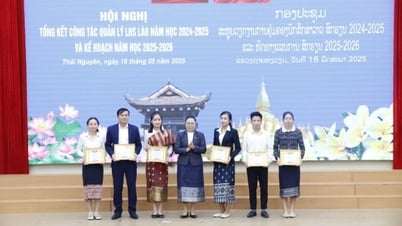 Fomentando la amistad especial entre estudiantes laosianos que estudian en Vietnam