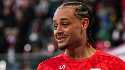 أخبار الانتقالات 18/5: مانشستر يونايتد يغلق ملف تشافي سيمونز، وليفربول يتعاقد مع ويليامز