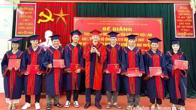 100% học sinh, sinh viên có việc làm sau khi tốt nghiệp