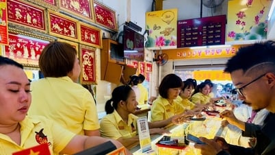 Giá vàng ngày 18/5/2025: Giá vàng trong nước và vàng thế giới có tuần giảm mạnh, người mua lỗ nặng tới 6,5 triệu