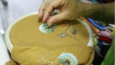 古都における刺繍工芸の真髄の保存と発展