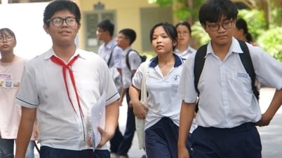 Vì sao giáo viên một trường chuyên được đề xuất tăng mạnh thu nhập?