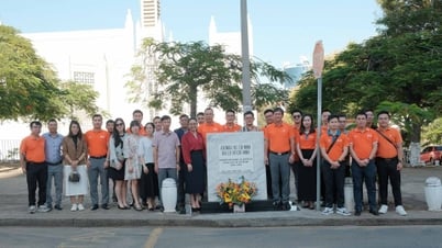 เฉลิมฉลองวันเกิดปีที่ 135 ของประธานาธิบดีโฮจิมินห์ในประเทศโมซัมบิก