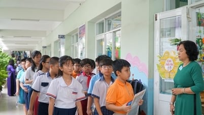 'Nghẹt thở' tuyển sinh lớp 6 tại TPHCM: Thí sinh tăng vọt, tỷ lệ chọi cao chót vót