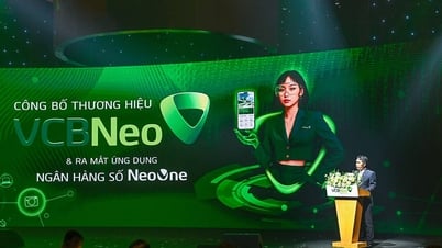 VCBNeo: Công bố thương hiệu mới và ứng dụng ngân hàng...