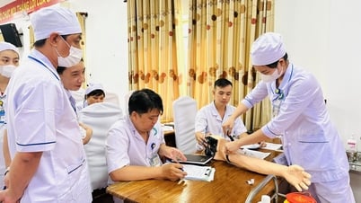 More than 300 nurses take the skills test