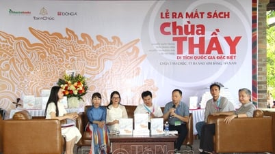 La culture bouddhiste se mêle à la vie à l'occasion du Vesak 2025 à la pagode Tam Chuc