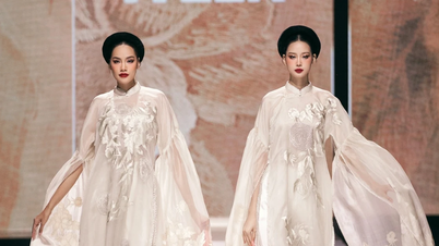 Semaine internationale de la mode du Vietnam : une identité unique « revivée » à partir de tranches culturelles