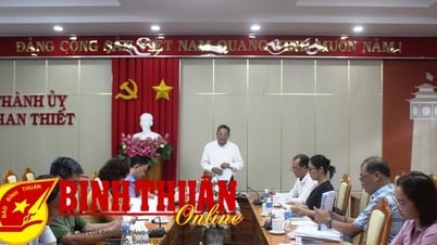 ฟานเทียตตั้งใจจะรื้อบ้านชั่วคราวทรุดโทรมให้เสร็จภายในเดือนพฤษภาคม
