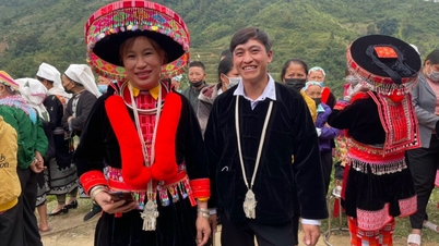 Notwendigkeit der Wahrung der nationalen Identität bei der Erneuerung traditioneller Trachten - Cao Bang Electronic Newspaper