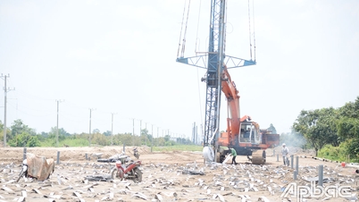 Thi công "xuyên lễ", đẩy nhanh tiến độ công trình