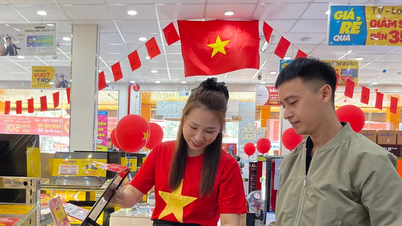 Un marché de détail animé pendant les vacances