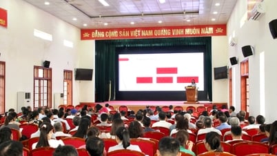 Un distrito de Laos organizó una conferencia para propagar y difundir leyes y recopilar opiniones sobre el Proyecto de Enmienda a la Constitución de 2013.