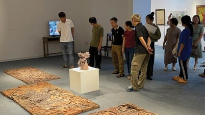 Miệt mài tìm cái mới