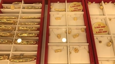 今朝の金価格は1億1900万ベトナムドン/タエルを上回って推移している