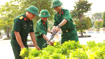 Join hands to build the campus