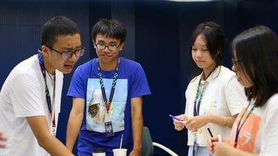 Club FCT: club de programación con filosofía “inversa”