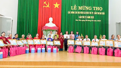 Câu lạc bộ Hưu trí TP Cần Thơ mừng thọ 19 hội viên tròn 80 tuổi