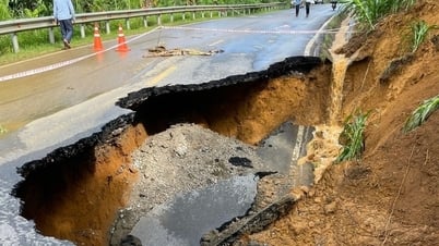 De fortes pluies provoquent l'effondrement d'une grande sablière sur la route nationale 4D