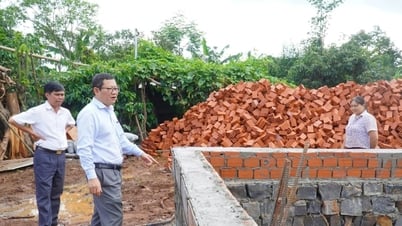 Xóa nhà tạm ở Đắk Mil gặp khó vì giá cát tăng