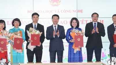 Bộ Khoa học và Công nghệ bổ nhiệm lãnh đạo tại 5 đơn vị trực thuộc