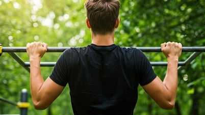 Vì sao nam giới nên hít xà đơn mỗi ngày nếu không thể đến phòng gym?