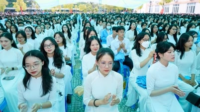 2025년 고등학교 졸업 시험, 10학년 고등학교 입학 및 초등 입학을 성공적으로 조직하기 위한 솔루션을 동기적이고 효과적으로 배포합니다.