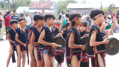 Cồng chiêng “nhí”: Nối dài mạch nguồn văn hóa