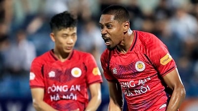 Buriram Utd có lợi thế sân nhà, Công An Hà Nội có Polking am hiểu bóng đá Thái