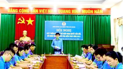 Hội nghị lấy ý kiến góp ý về dự thảo Nghị quyết sửa đổi, bổ sung một số điều của Hiến pháp năm 2013