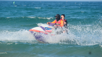 ดานังมีกีฬาทางน้ำ เจ็ตสกีบนชายหาดหลายแห่งและแม่น้ำฮัน