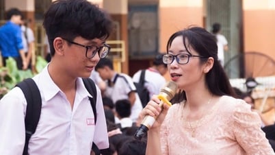 Más de 2.100 estudiantes de secundaria en Ciudad Ho Chi Minh reciben orientación profesional para el futuro.