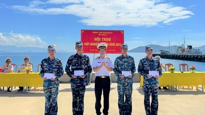 Học viện Hải quân tổ chức hội thao thủy nghiệp cơ bản cho học viên