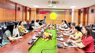 Báo Lai Châu học tập, trao đổi nghiệp vụ làm báo tại Báo Thanh Hóa