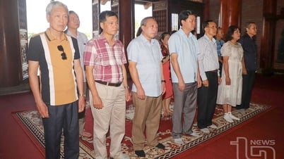 Nguyên lãnh đạo các báo Đảng địa phương dâng hương tại Khu di tích lịch sử 915