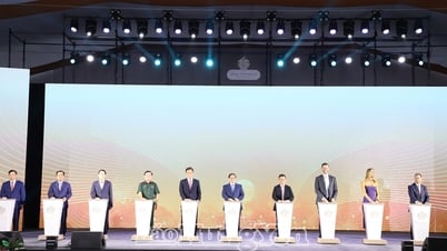 팜 민 찐 총리가 코아이 차우 도시 복합단지, 생태관광 및 골프장 프로젝트의 기공식에 참석했습니다.