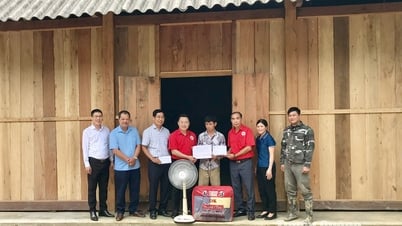 สภากาชาดจังหวัดจัดพิธีเปิด “บ้านรัก” 24 หลัง