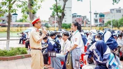 ประชาสัมพันธ์ความปลอดภัยทางถนนแก่เด็กนักเรียน 5 โรงเรียนใกล้เส้นทางจราจรที่ซับซ้อน