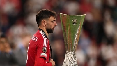 Болельщики «Манчестер Юнайтед» не смеются над господином Венгером