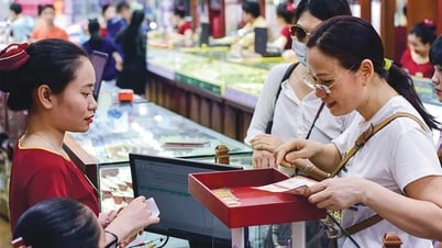 Giá vàng hôm nay 22/5/2025: Giá vàng trong nước và thế giới tăng lên cao nhất tuần qua