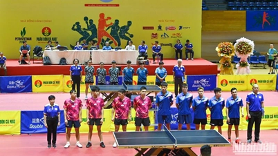 [Photo] T&T 1 and Ho Chi Minh City 1 People's Police Teams won the men's and women's team championships
