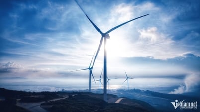 The beauty of the land with the largest wind power fields and commercial ports in the Central region