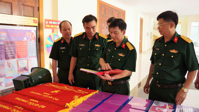 Kiểm tra hoạt động công tác tuyên huấn tại Bộ CHQS tỉnh Tuyên Quang