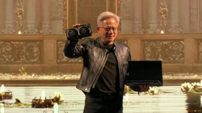 การค้นพบแล็ปท็อปลึกลับในมือของซีอีโอ Nvidia โดยไม่คาดคิด