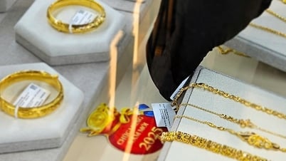 Ende Mai kehrte sich der Goldpreis um und fiel sehr schnell.