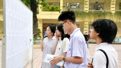 Liste des 679 élèves admis directement en 10e année à Hanoi